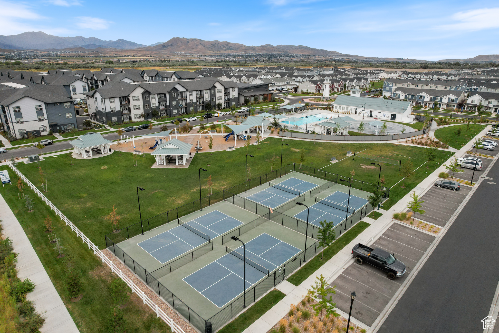 NORTHSHORE - Residential