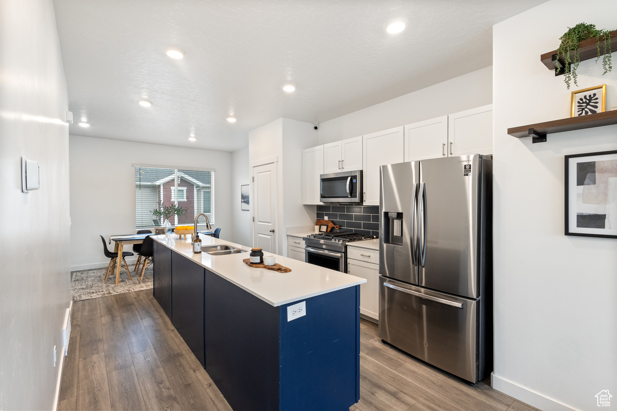 NORTHSHORE - Residential