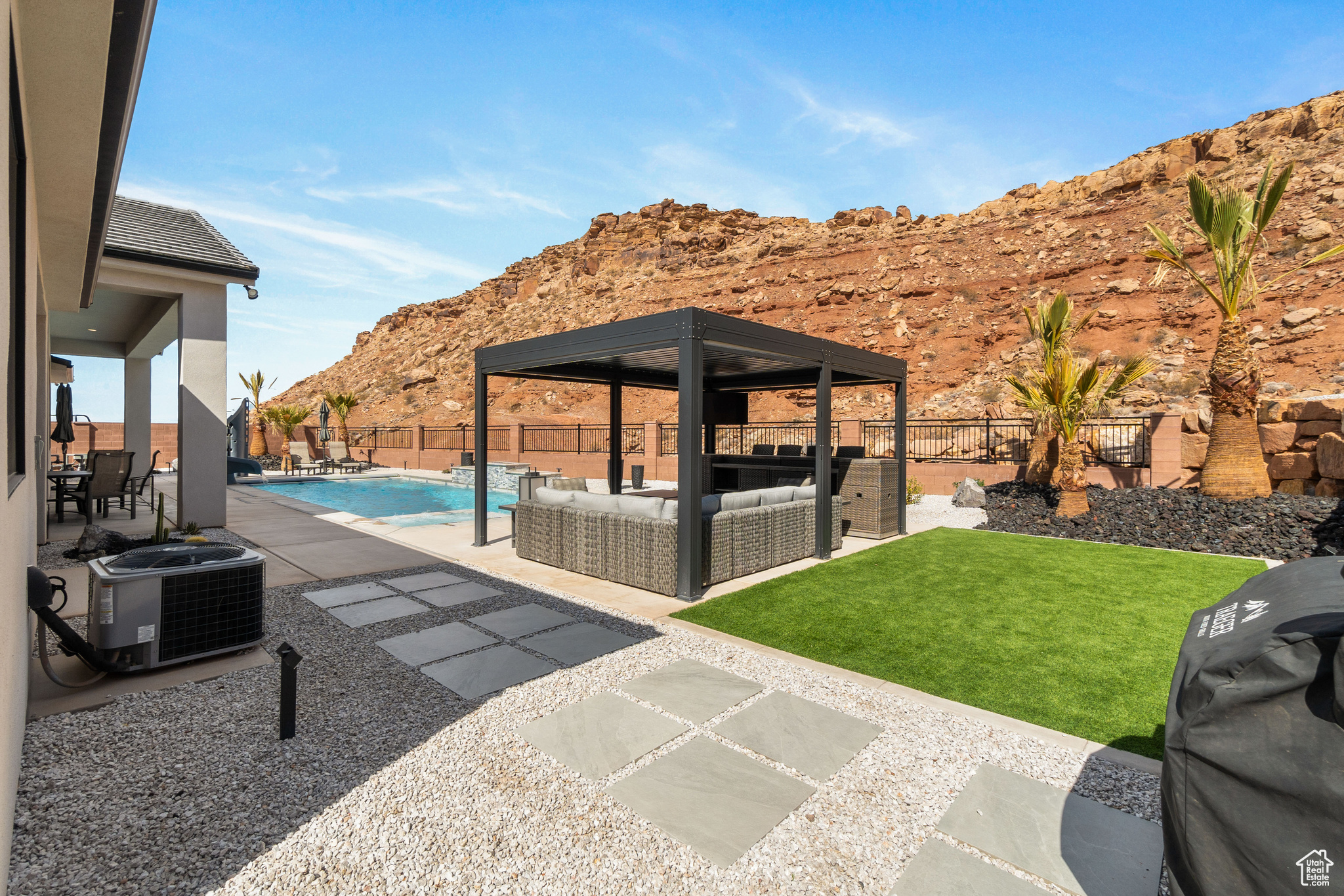 DESERT COVE PH 3 - Residential