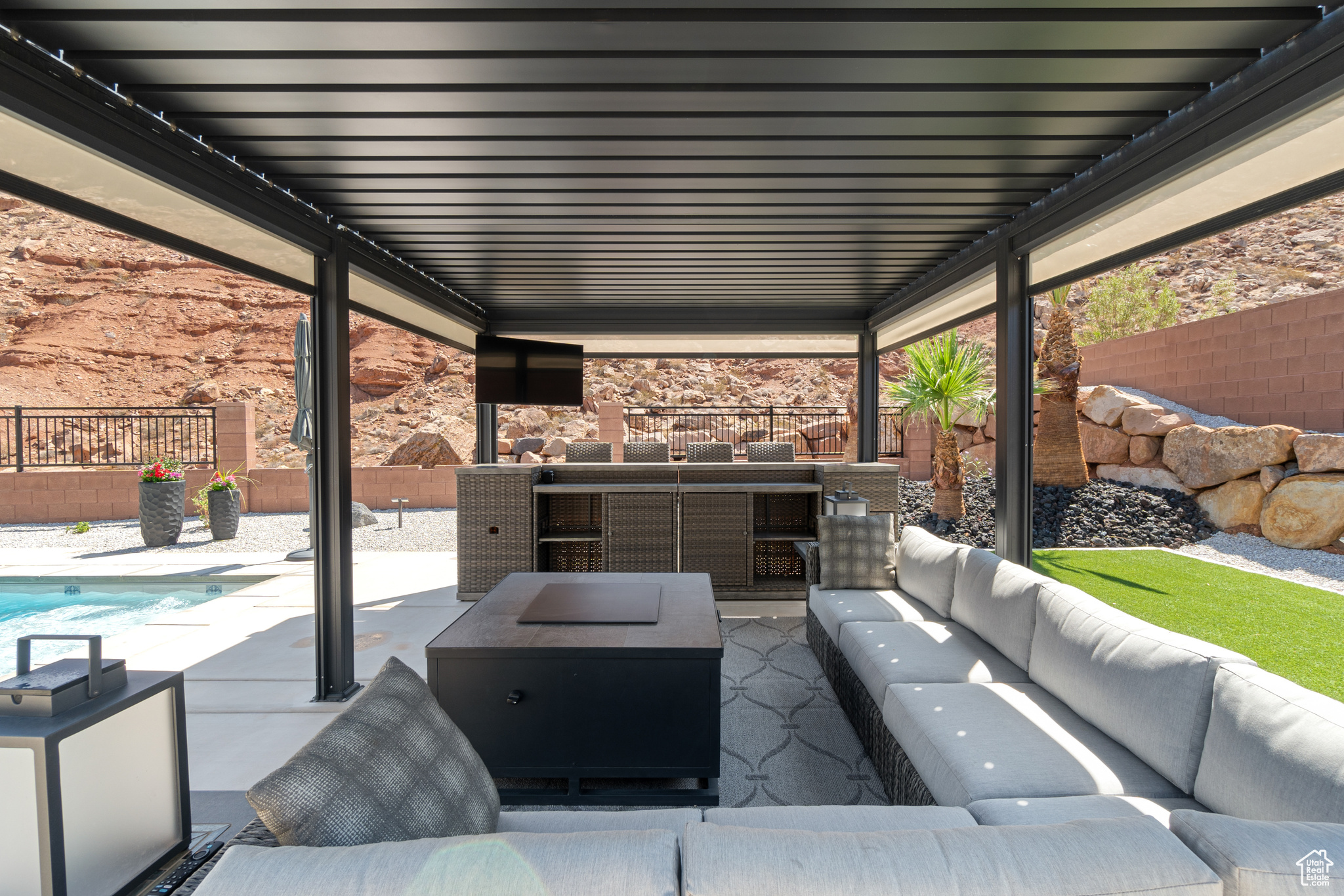 DESERT COVE PH 3 - Residential