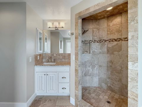 Tiny photo for 1113 W FAWN DR N, Pleasant View, UT 84414 (MLS # 2146880)