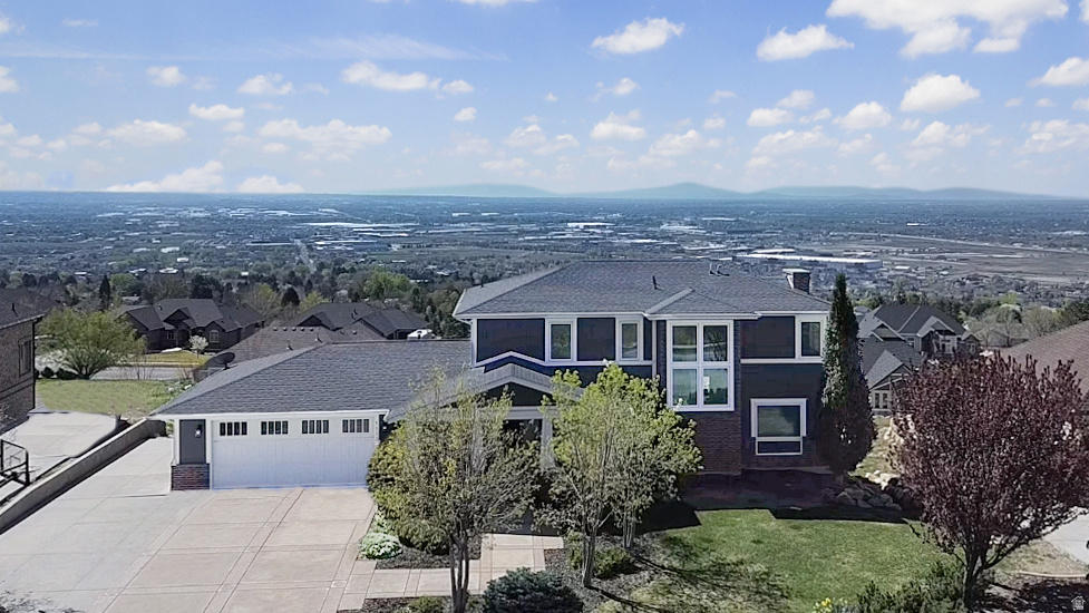 DEER CREST - Residential