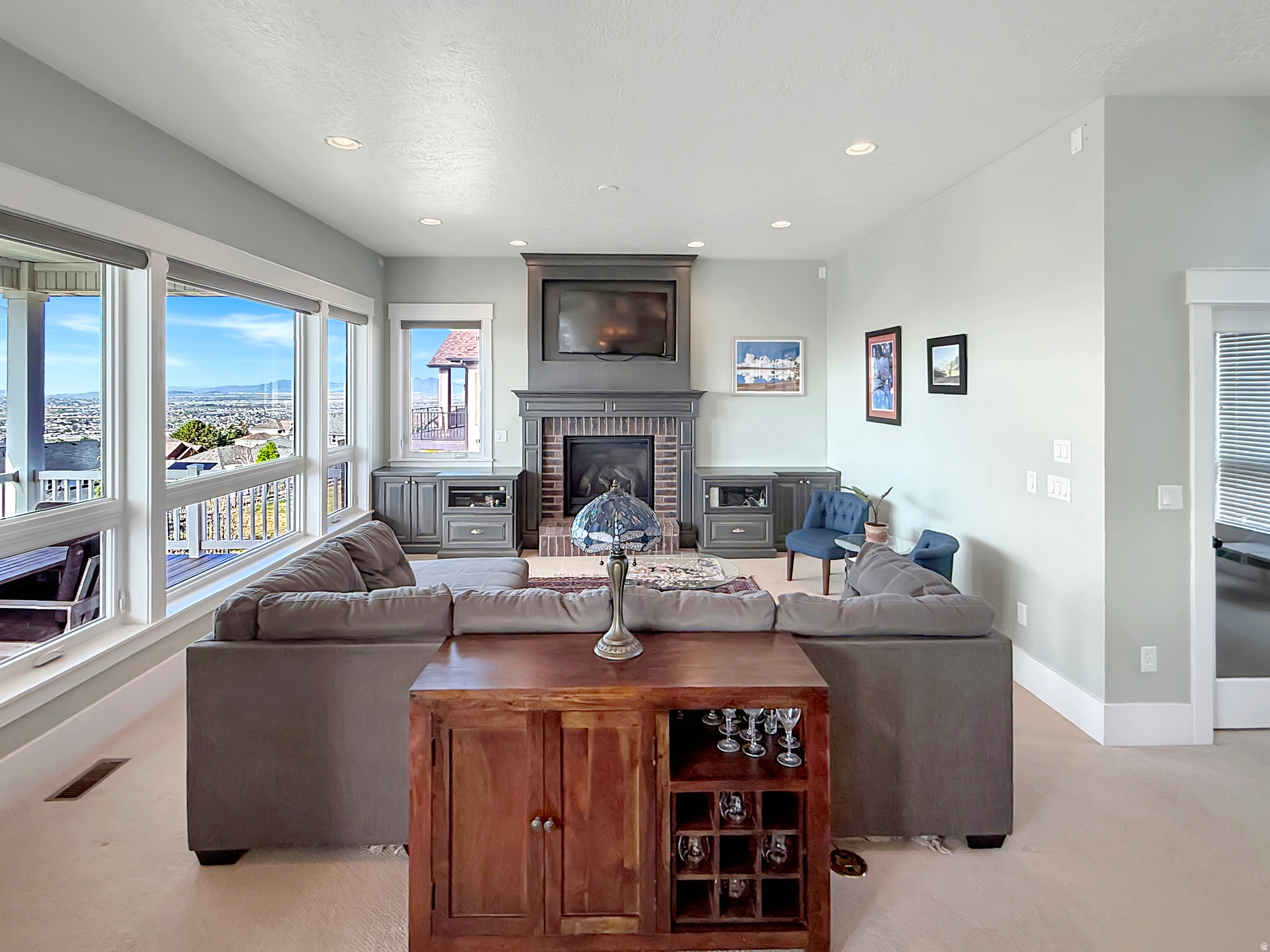 DEER CREST - Residential