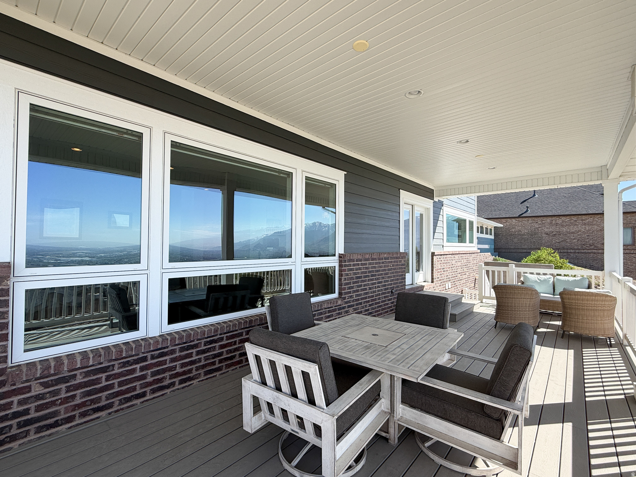 DEER CREST - Residential