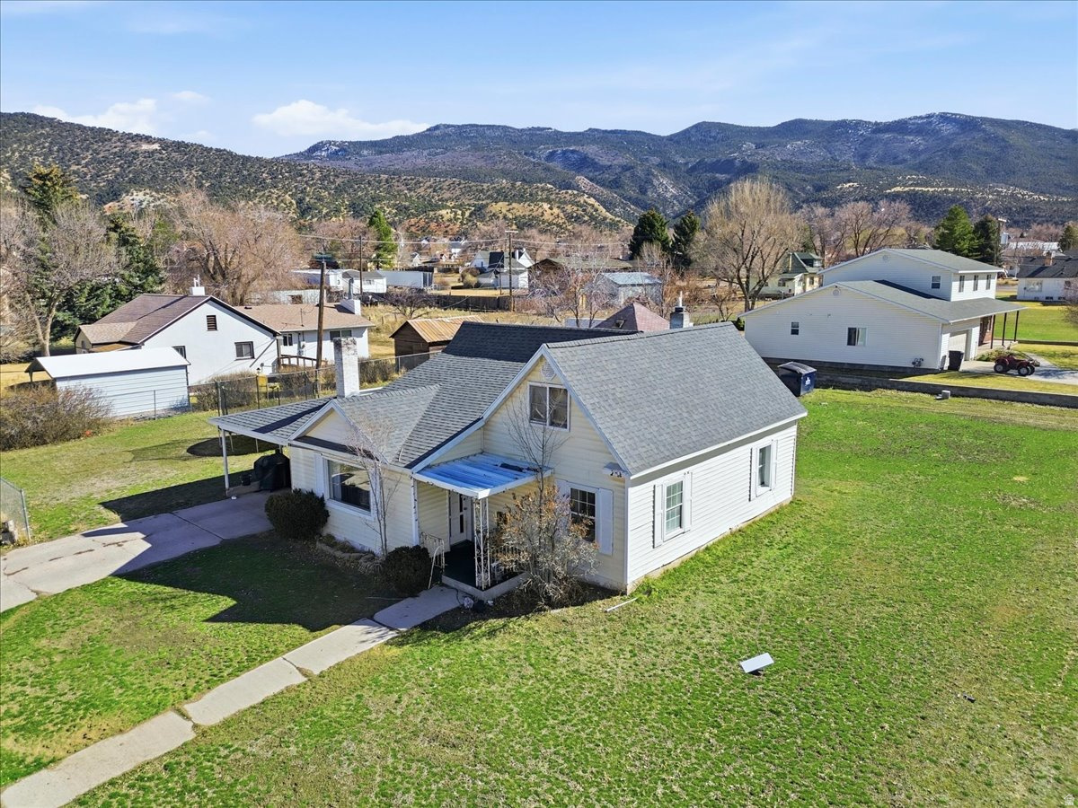 YOUNG PROPERTY - Residential