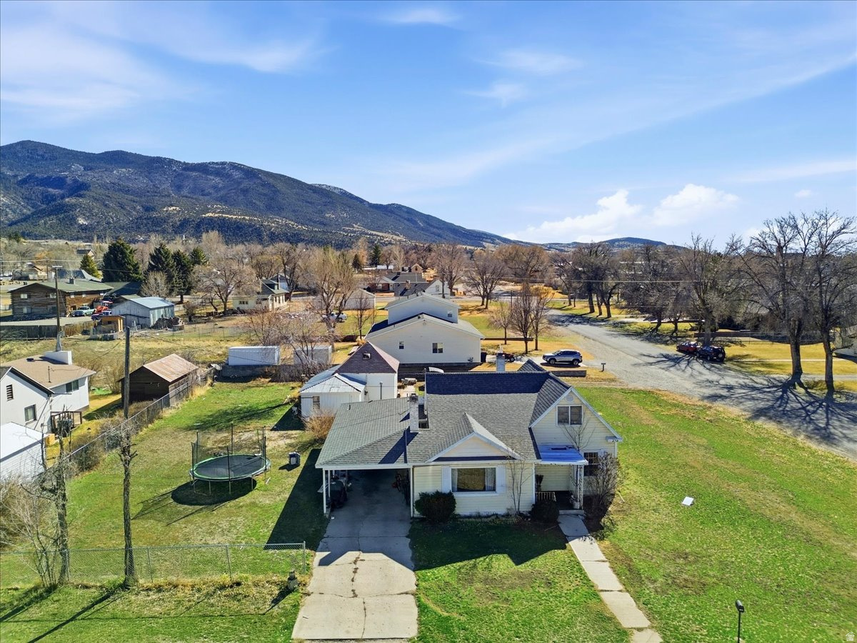 YOUNG PROPERTY - Residential