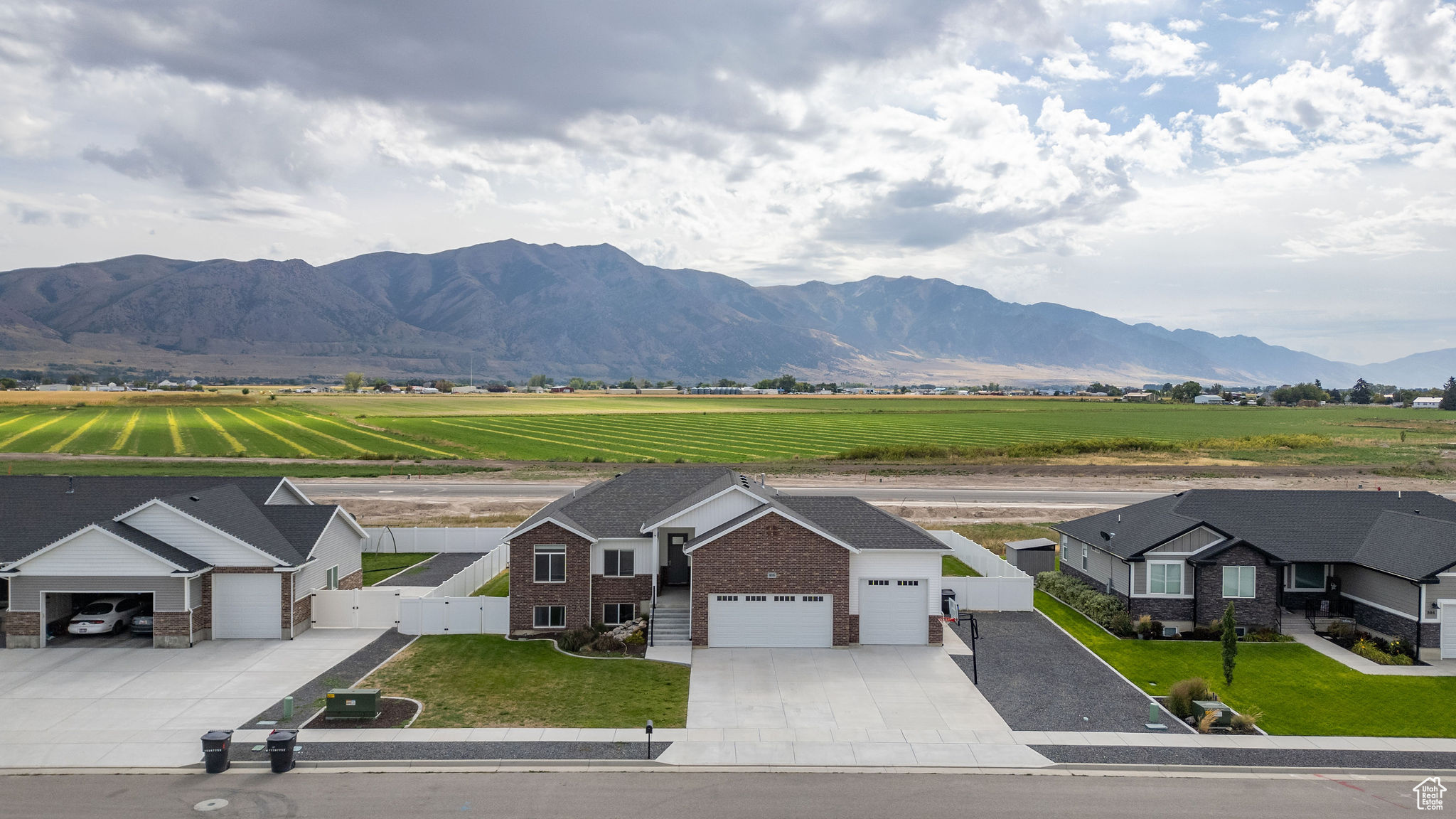 HOLMGREN ESTATES - Residential