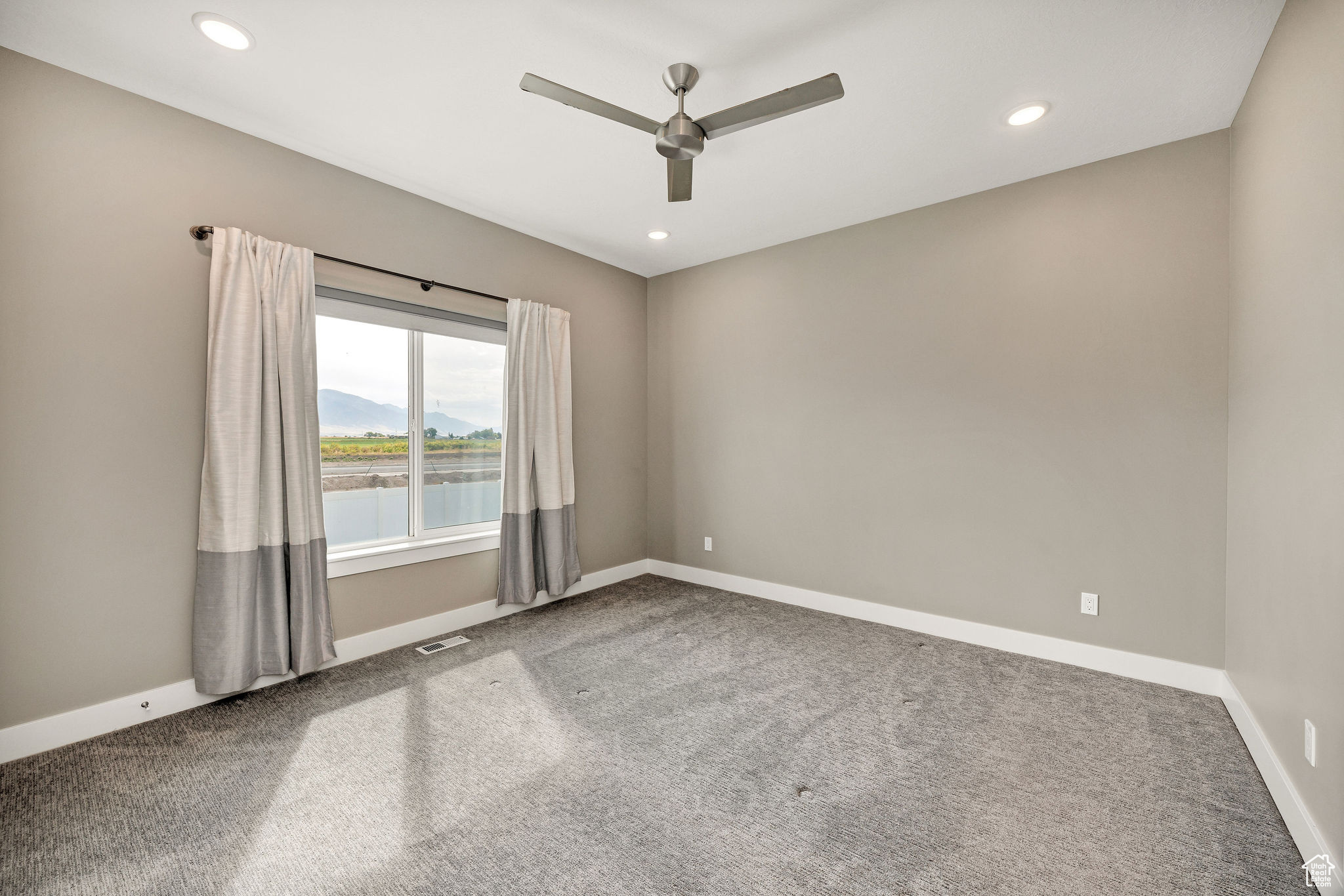 HOLMGREN ESTATES - Residential
