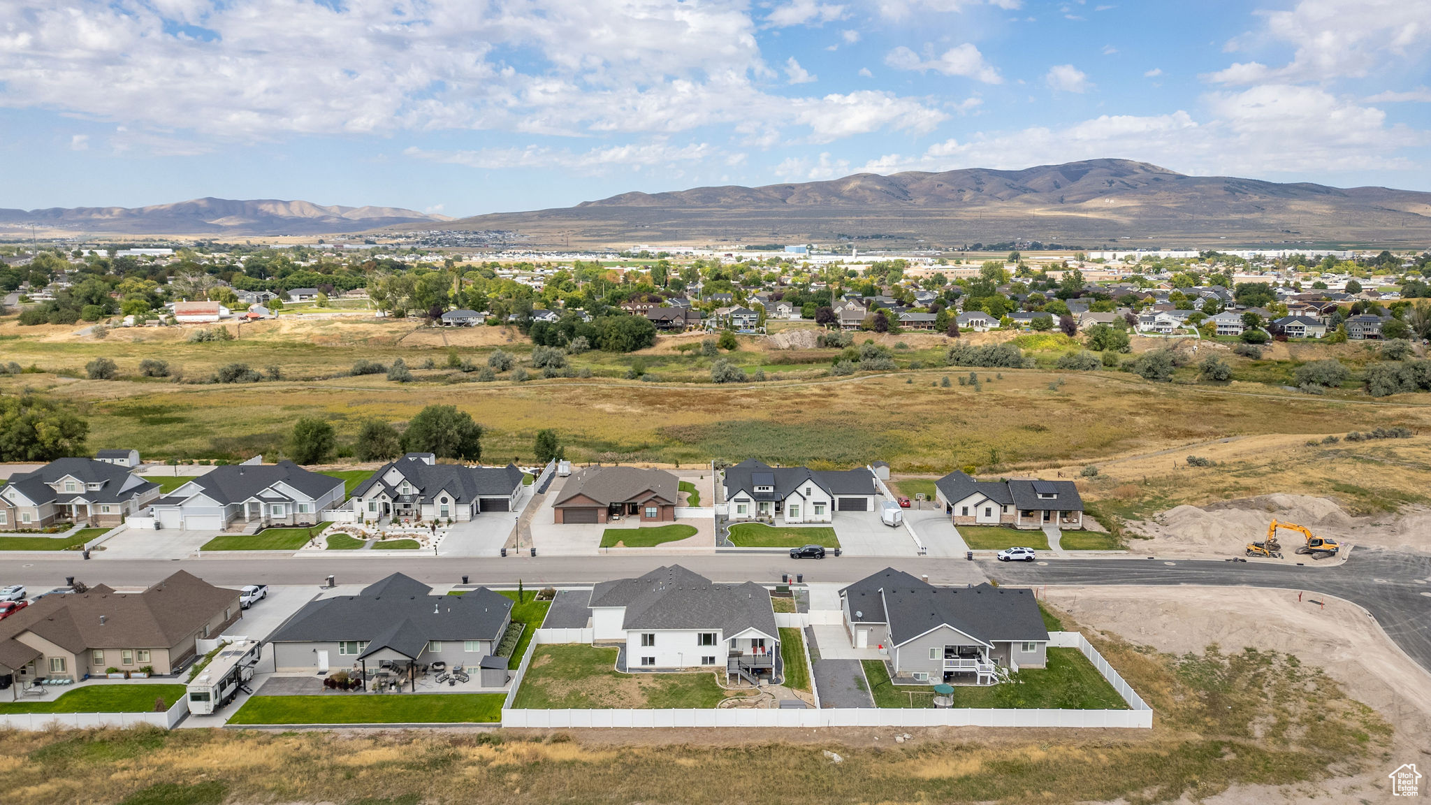 HOLMGREN ESTATES - Residential