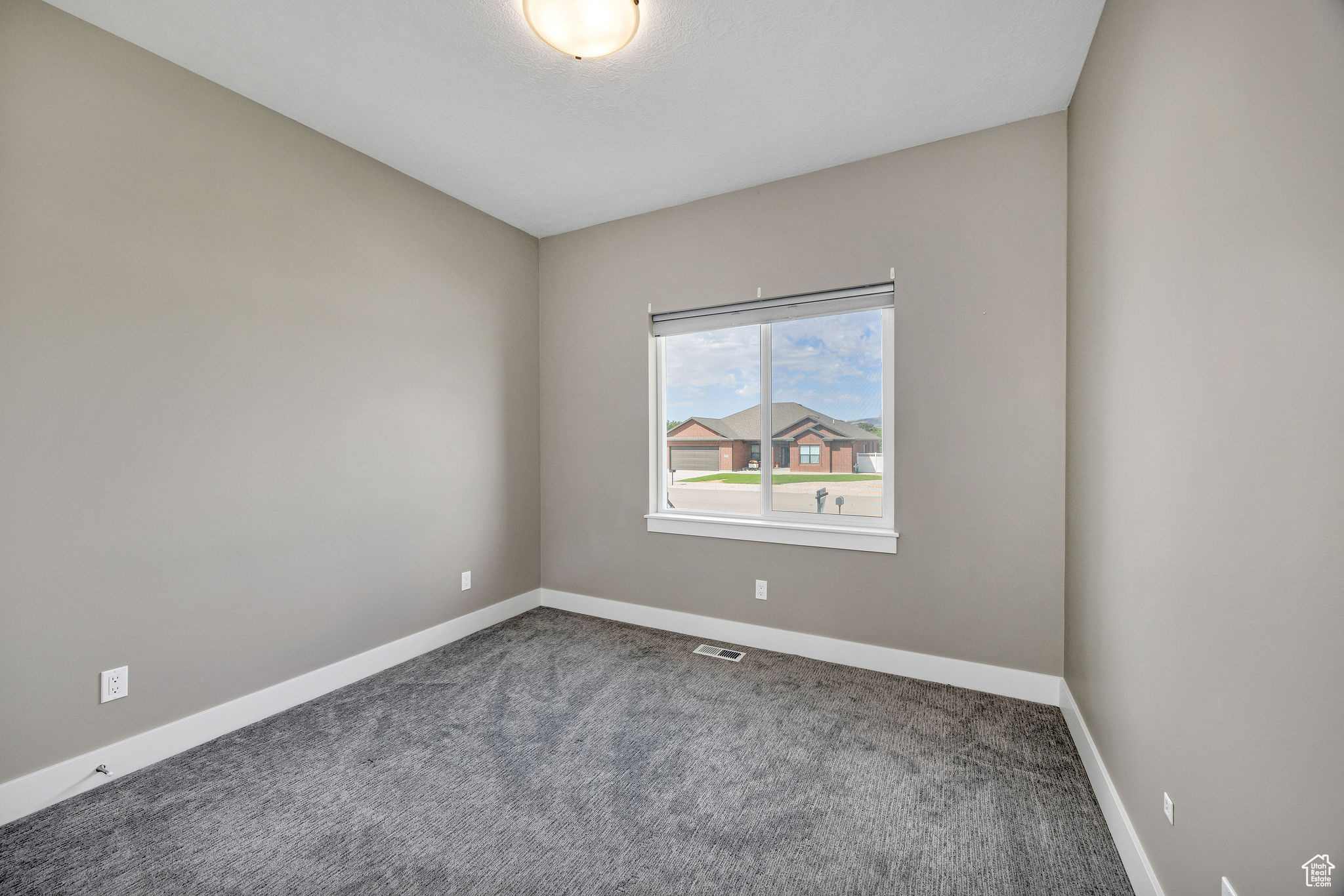 HOLMGREN ESTATES - Residential