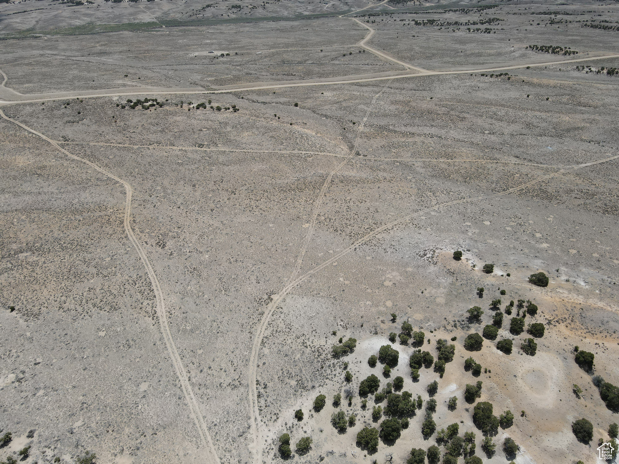 SILVER MOON RANCH - Land