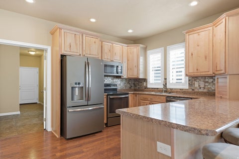 Tiny photo for 11303 S JONAGOLD DR, South Jordan, UT 84009 (MLS # 2179839)