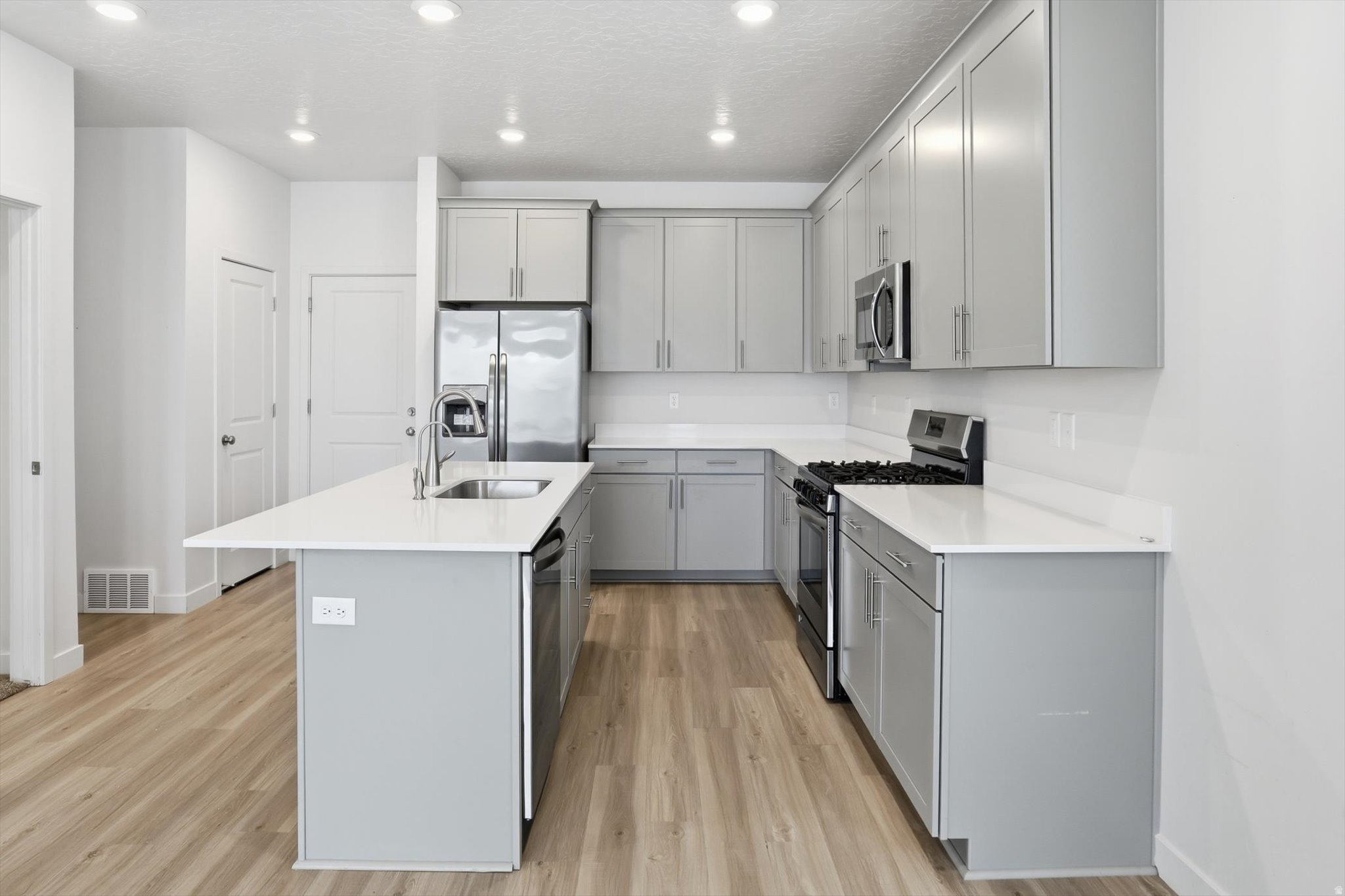 RIDGE SUB - Residential