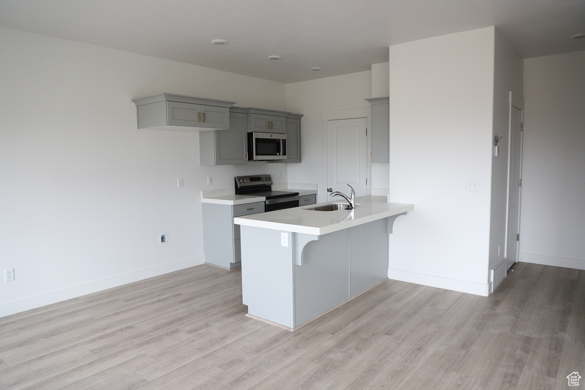 PARKWAY FIELDS TOWNS - Residential