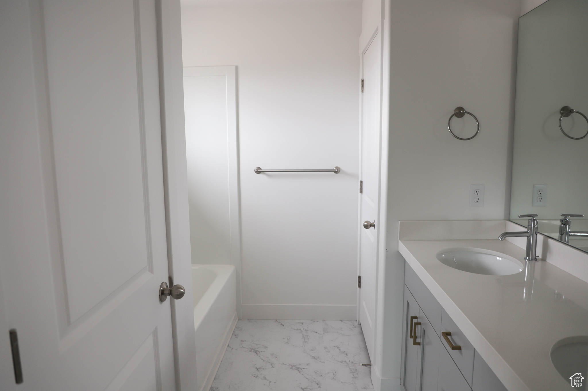 PARKWAY FIELDS TOWNS - Residential