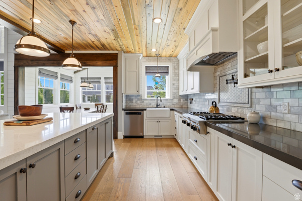 LOOMIS VILLAGE PHASE 1 - Residential