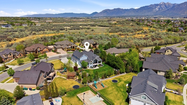 LOOMIS VILLAGE PHASE 1 - Residential