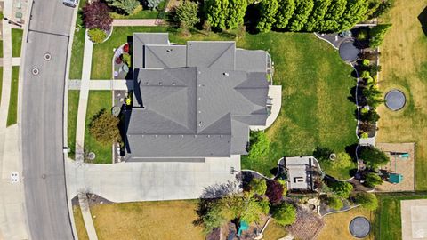 Tiny photo for 1229 W PEACOCK MIDGE DR S, Bluffdale, UT 84065 (MLS # 2152643)