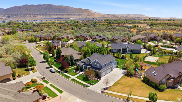 LOOMIS VILLAGE PHASE 1 - Residential