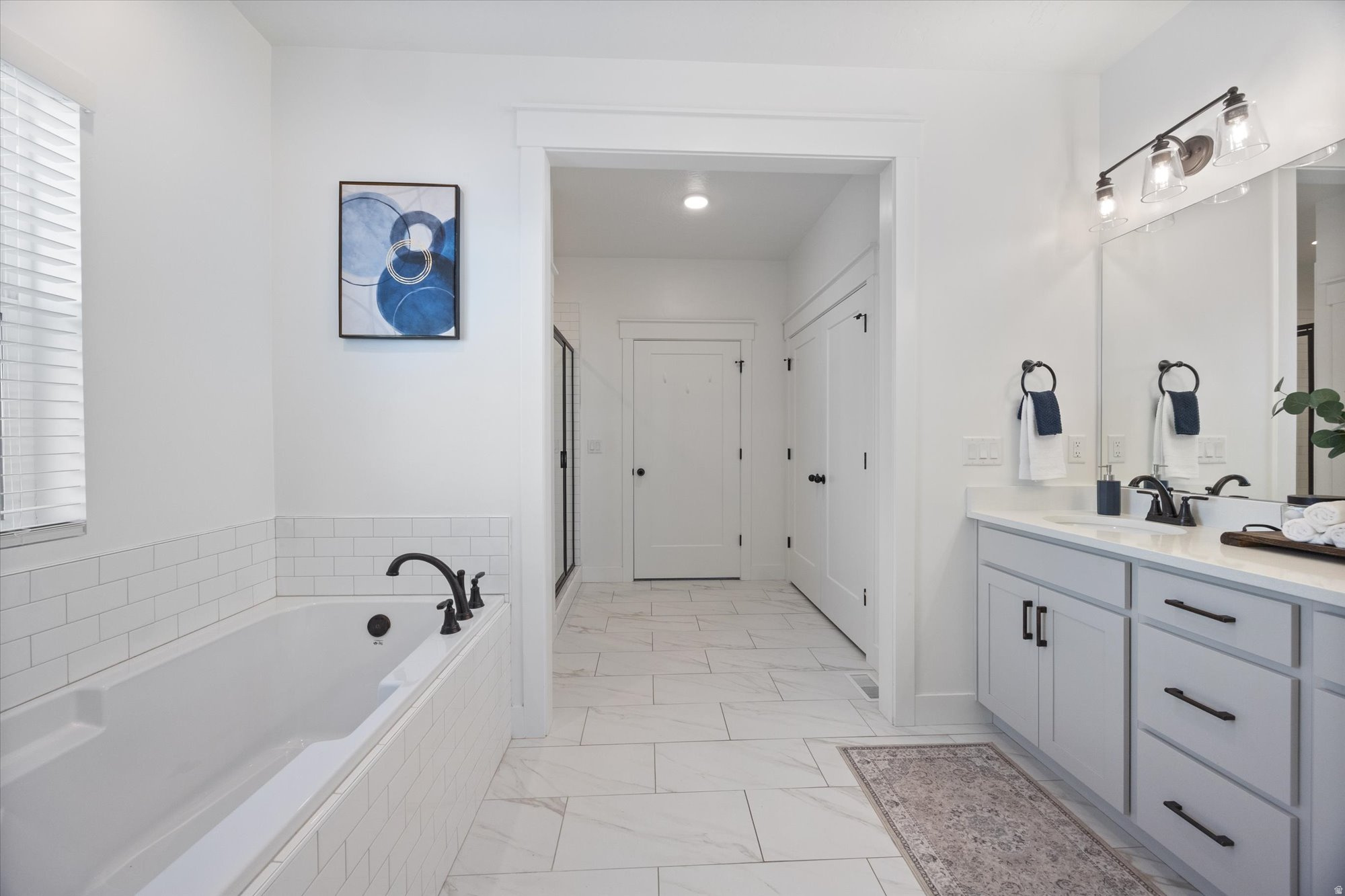 HAIGHLAND PARK IN DAYBREAK - Residential