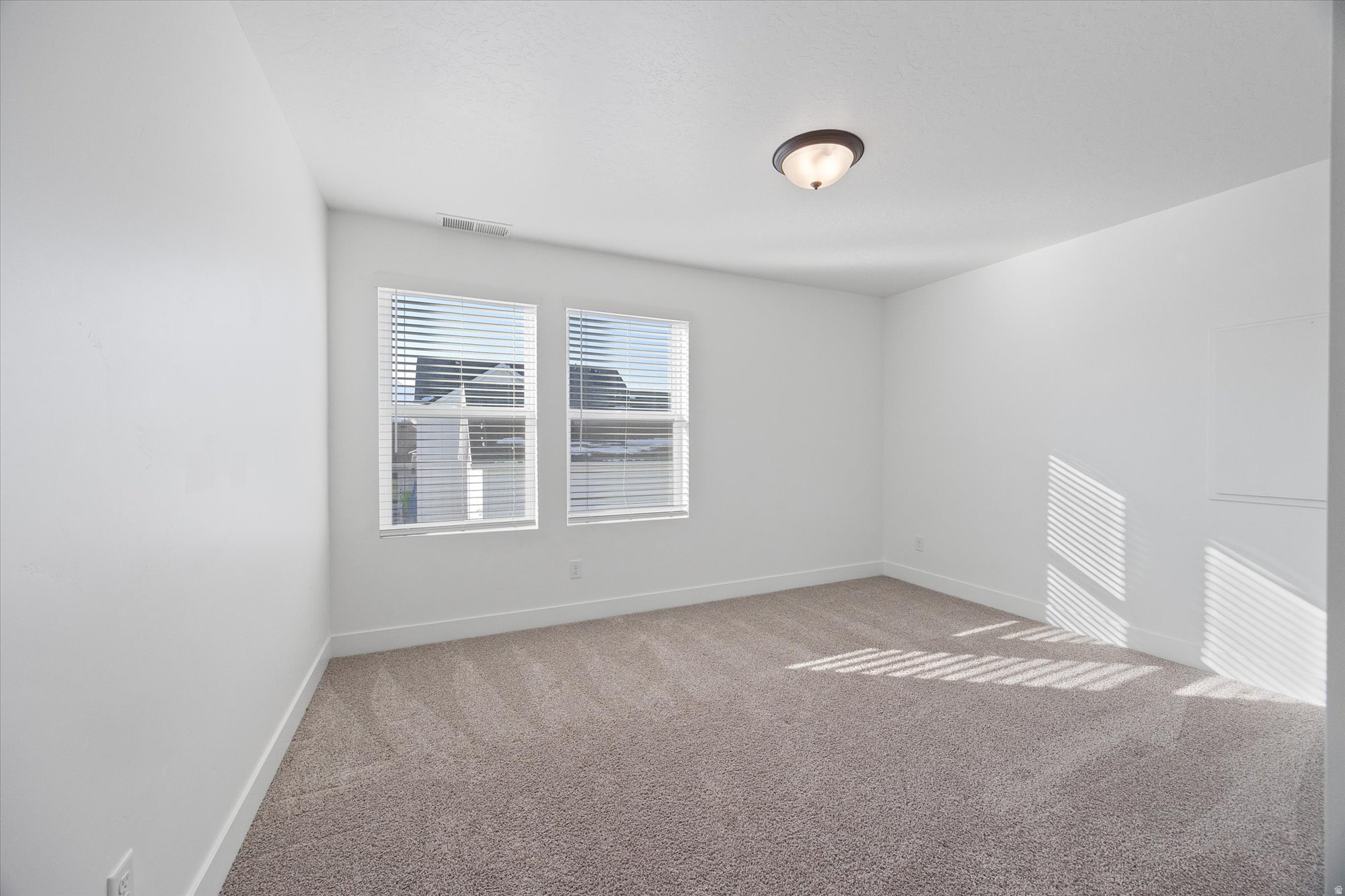 HAIGHLAND PARK IN DAYBREAK - Residential