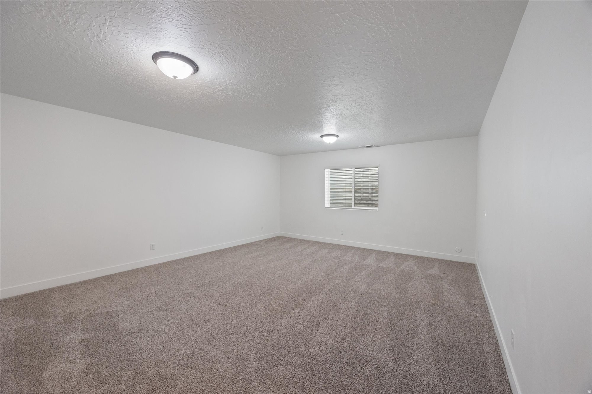 HAIGHLAND PARK IN DAYBREAK - Residential