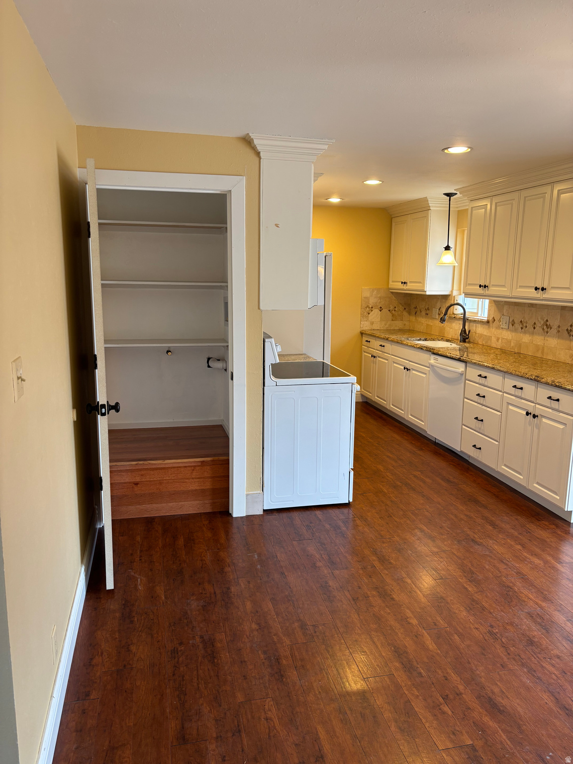 VALLEY VISTA - Residential