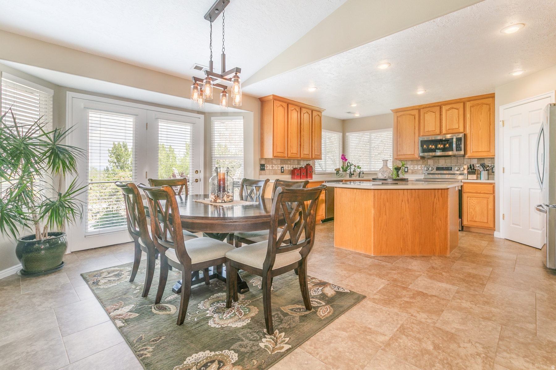 SOUTHRIDGE - Residential