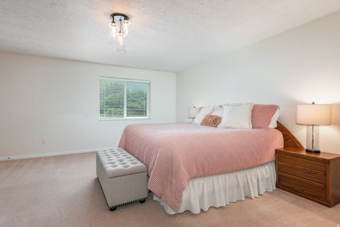 Tiny photo for 603 E SOUTHFORK DR S, Draper, UT 84020 (MLS # 2154390)