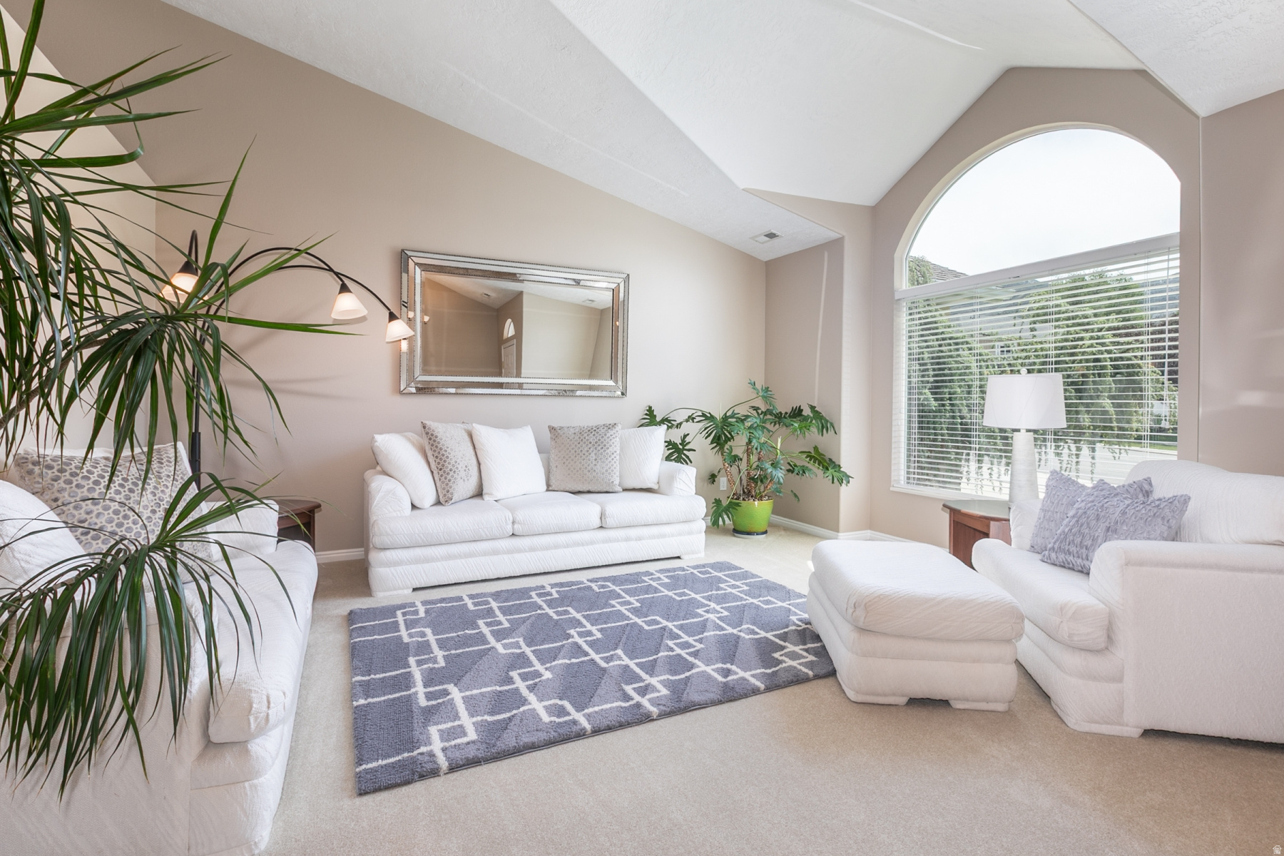 SOUTHRIDGE - Residential