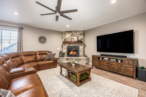Tiny photo for 1018 W 40 S, Spanish Fork, UT 84660 (MLS # 2134659)