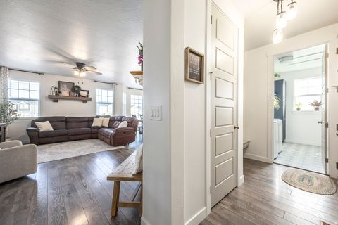 Tiny photo for 1018 W 40 S, Spanish Fork, UT 84660 (MLS # 2134659)