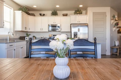 Tiny photo for 1018 W 40 S, Spanish Fork, UT 84660 (MLS # 2134659)