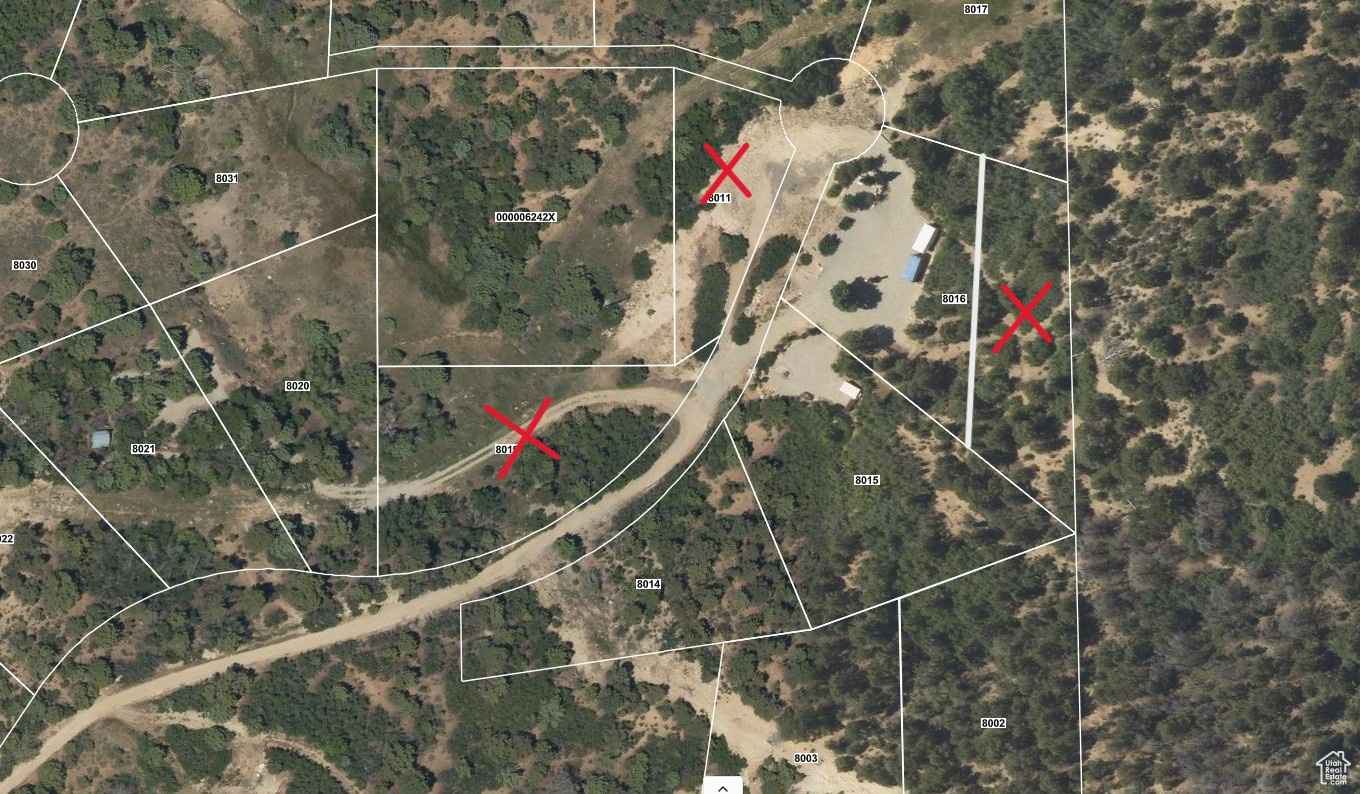 SKYLINE VILLAS ESTATES - Land