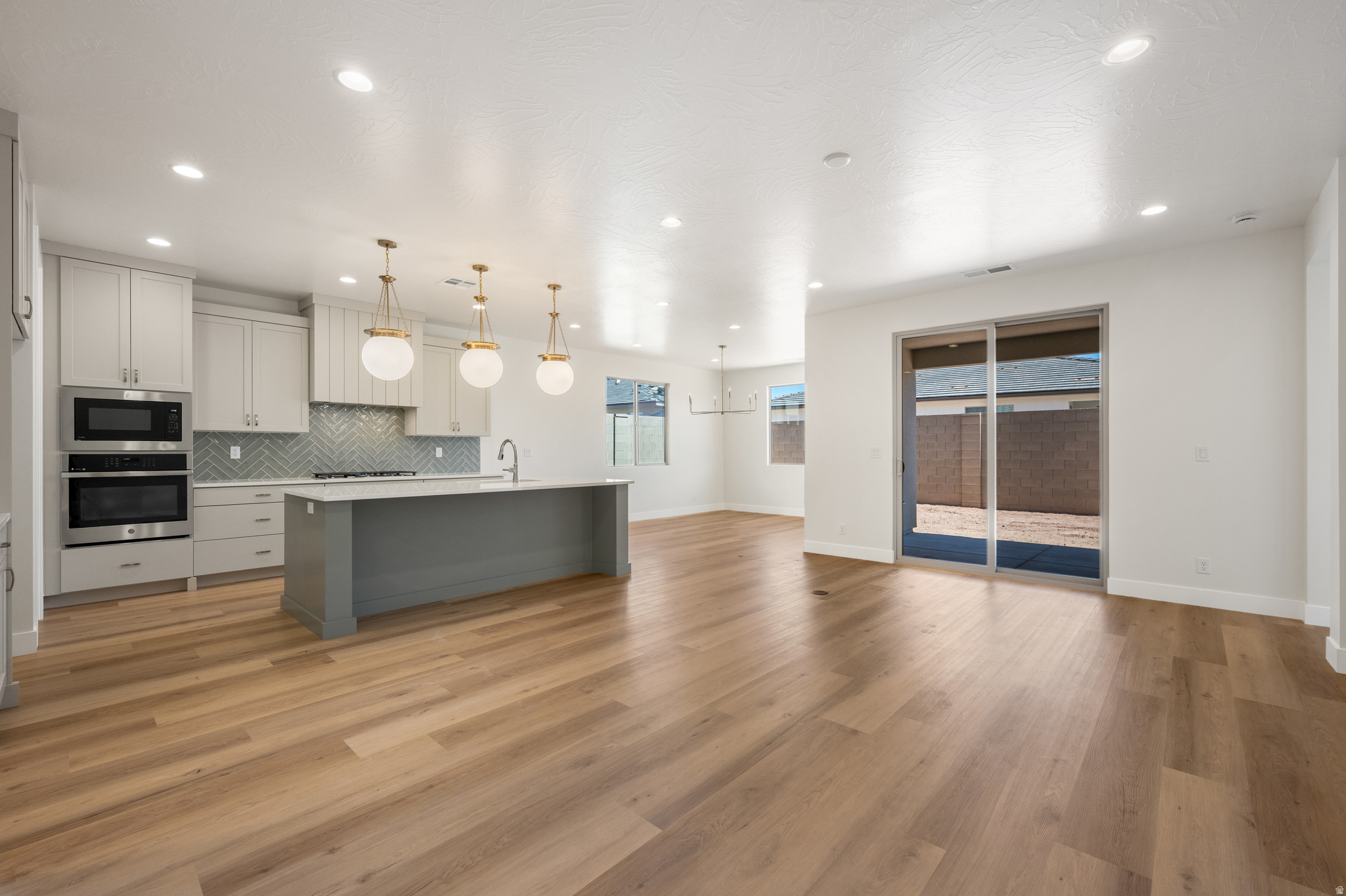 SOLIS AT CORAL CANYON - Residential