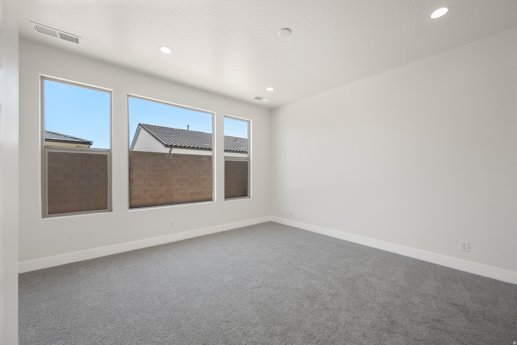 SOLIS AT CORAL CANYON - Residential