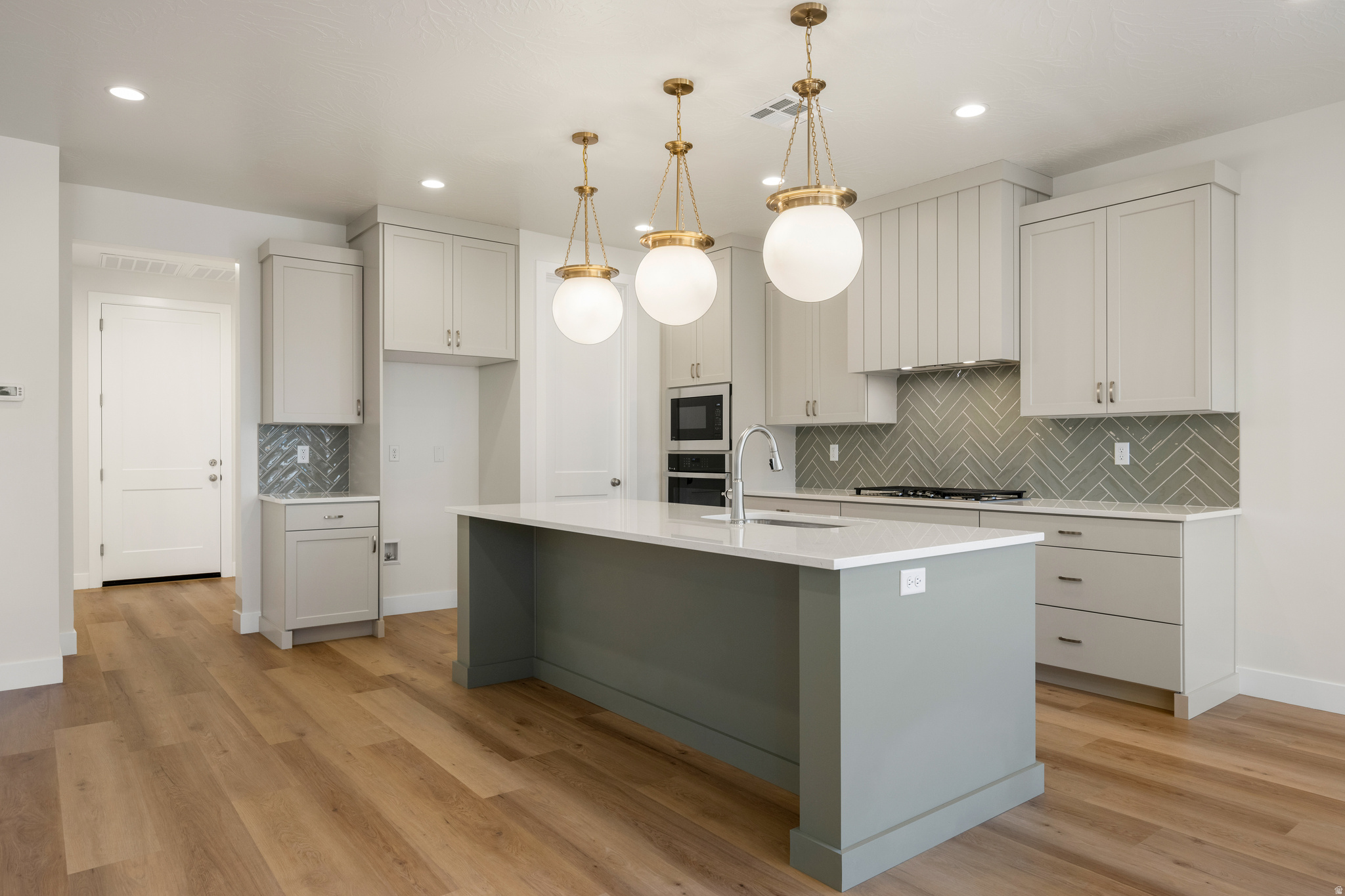 SOLIS AT CORAL CANYON - Residential