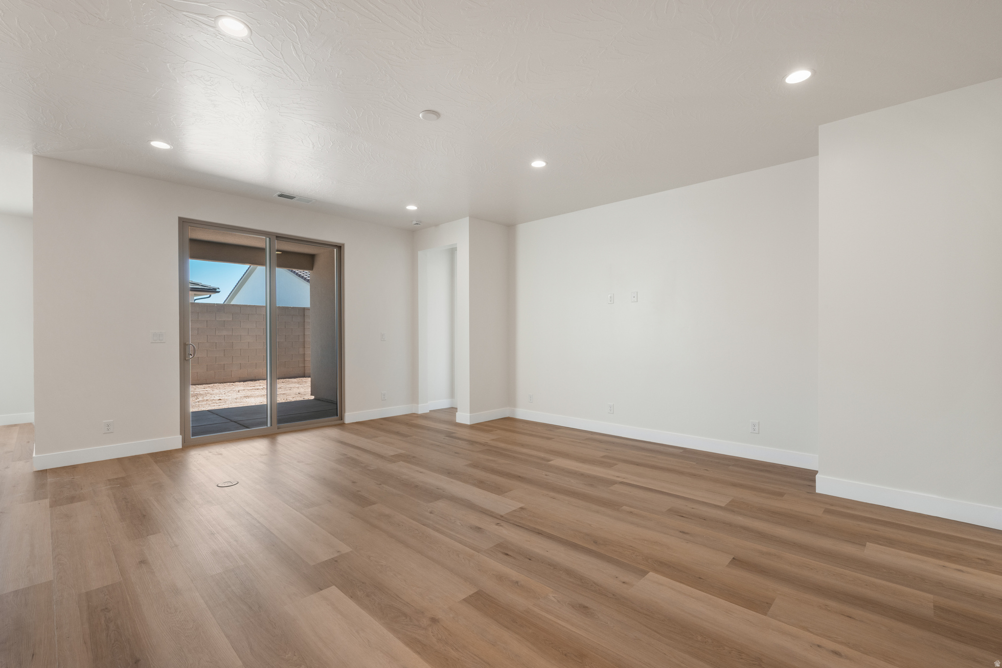 SOLIS AT CORAL CANYON - Residential