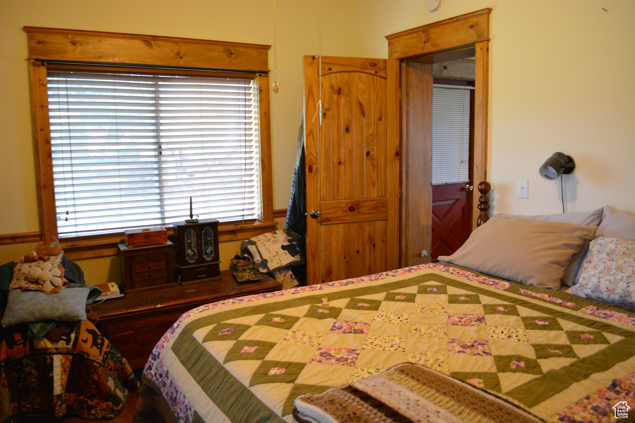 325 S 100 St, Georgetown, Idaho image 22