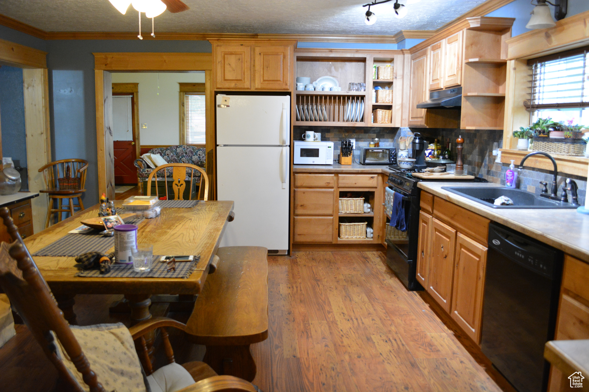 325 S 100 St, Georgetown, Idaho image 7