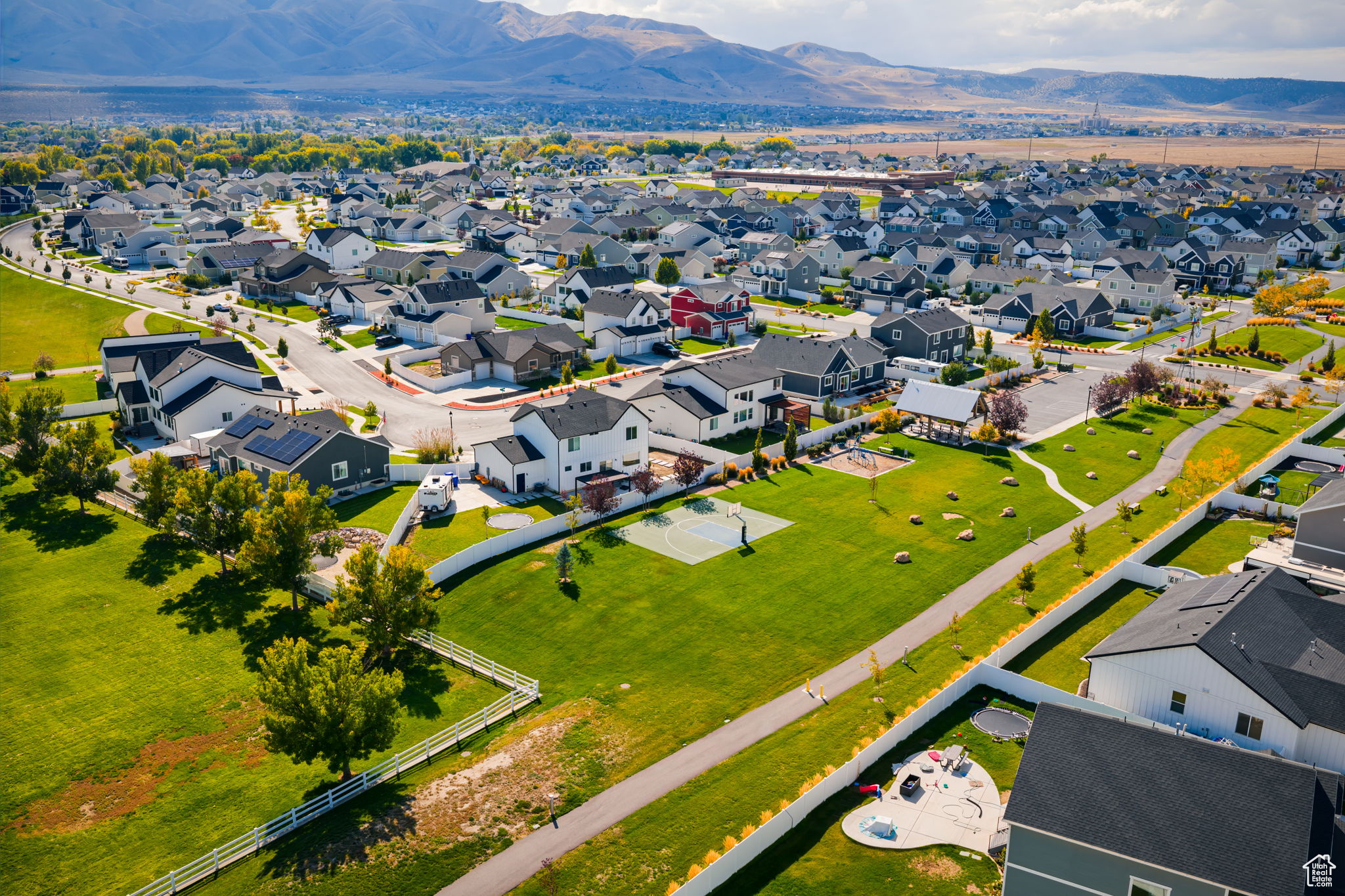 LEGACY FARMS - Residential