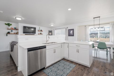 Tiny photo for 458 S DAY DREAM LN, Saratoga Springs, UT 84045 (MLS # 2116455)