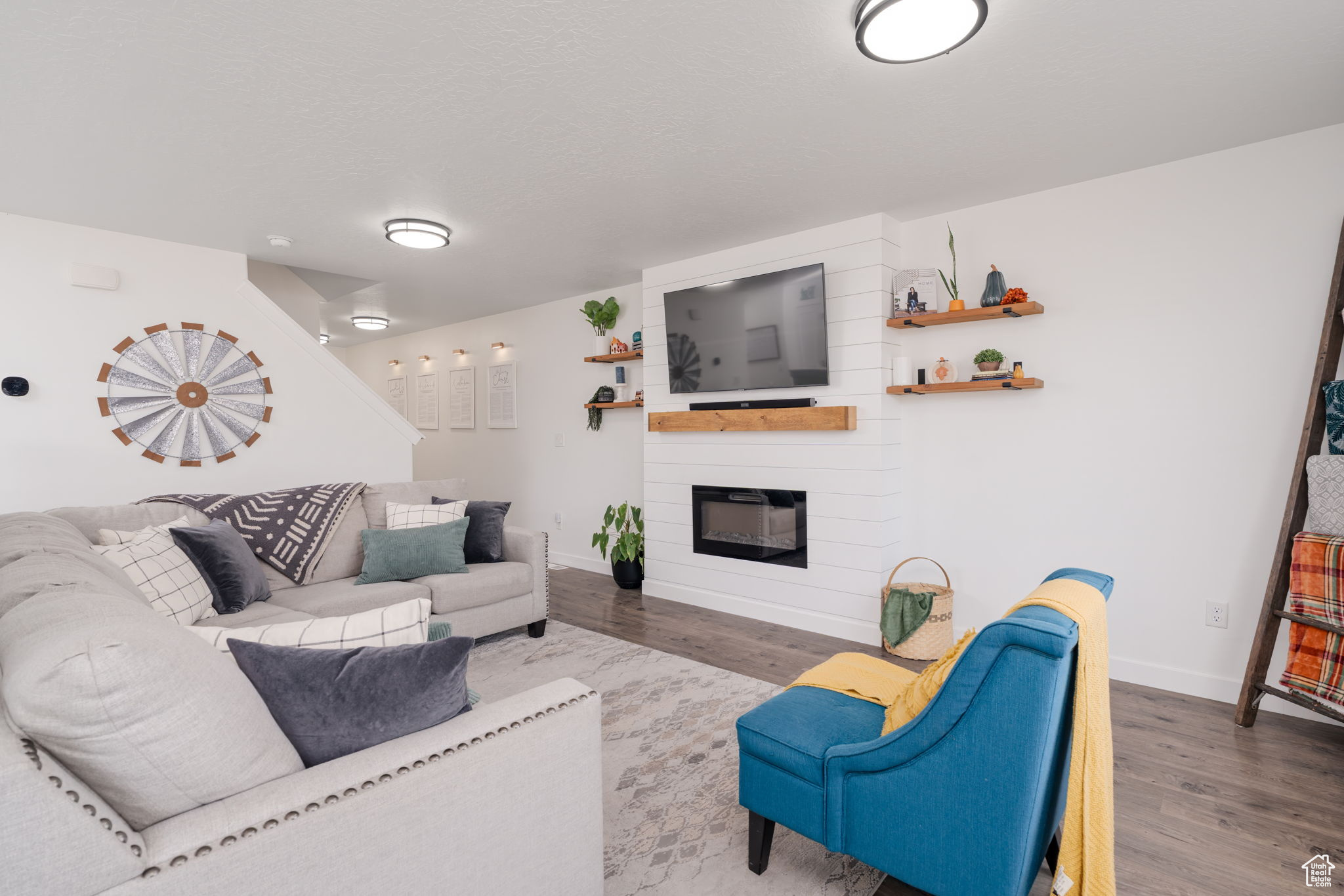 LEGACY FARMS - Residential