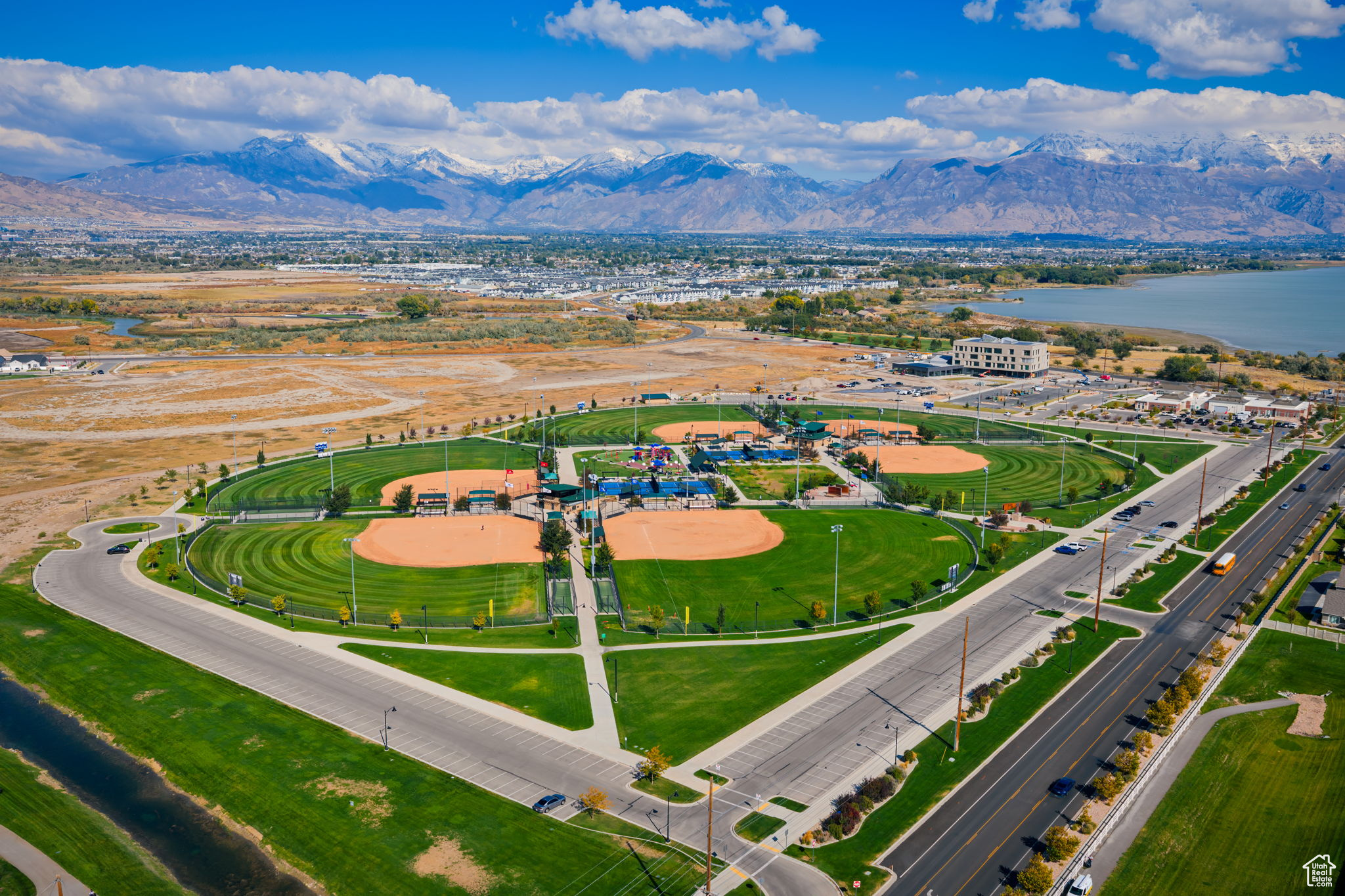 LEGACY FARMS - Residential