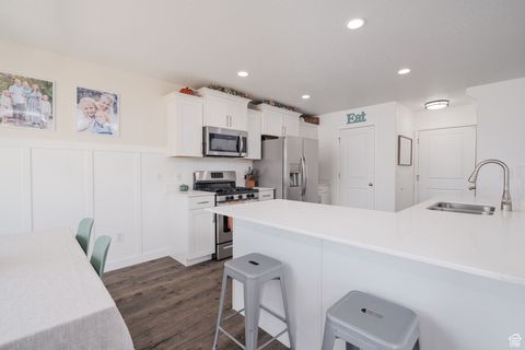 Tiny photo for 458 S DAY DREAM LN, Saratoga Springs, UT 84045 (MLS # 2116455)