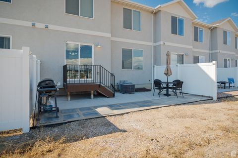 Tiny photo for 458 S DAY DREAM LN, Saratoga Springs, UT 84045 (MLS # 2116455)