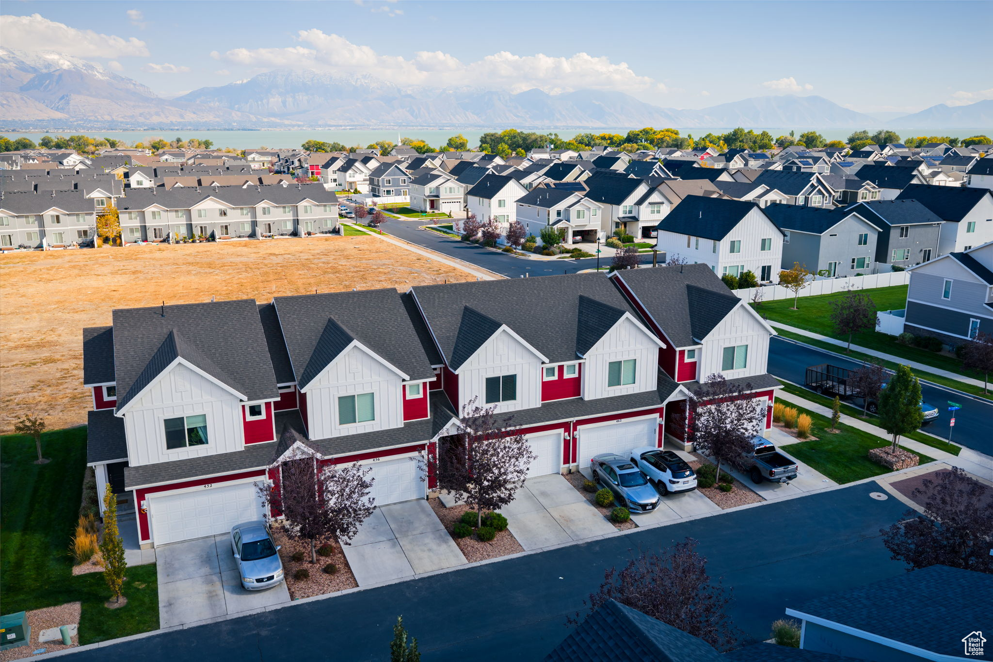 LEGACY FARMS - Residential