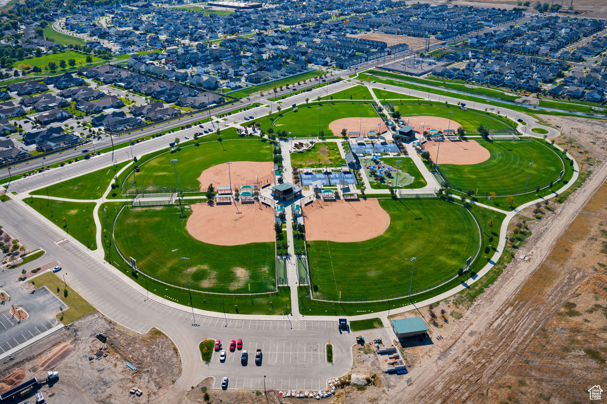 LEGACY FARMS - Residential