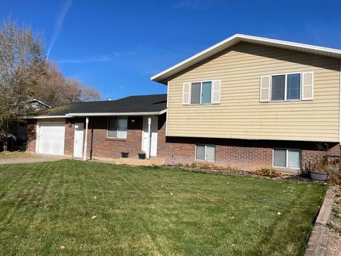 Tiny photo for 401 E 700 S, Roosevelt, UT 84066 (MLS # 2123147)