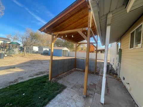 Tiny photo for 401 E 700 S, Roosevelt, UT 84066 (MLS # 2123147)